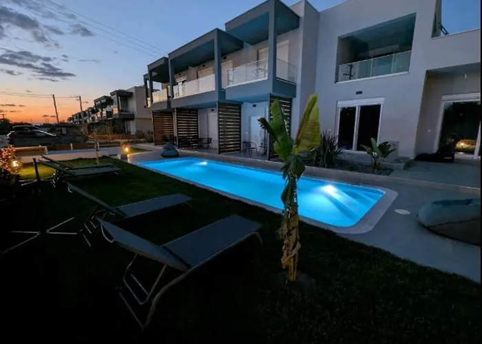 9 Keys Apart Otel 3*